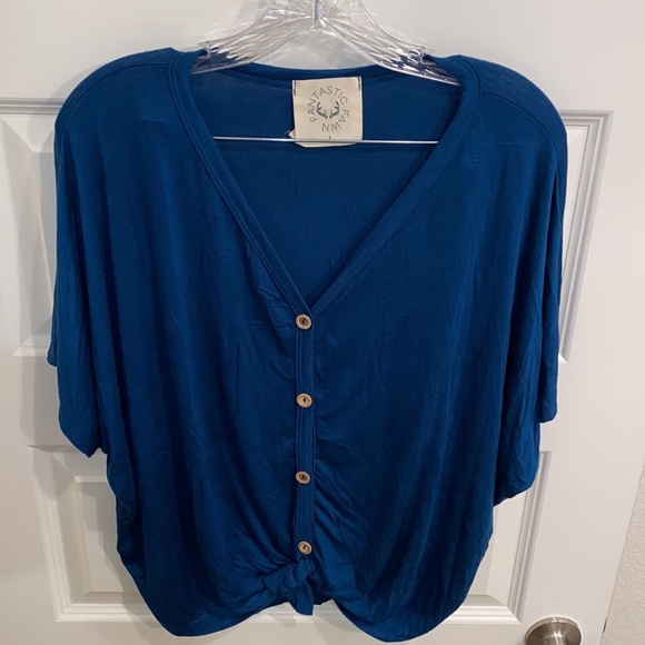 FANTASTIC Fawn Sz S Short Sleeve Top Blouse V Neck, Faux Buttons, Tie Knot Blue - Picture 2 of 11